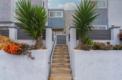 Photo of 2306 Delaware ST #B, Huntington Beach, CA 92648 (MLS # PW26129019)