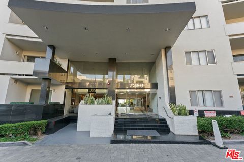 Photo of 7250 Franklin Avenue #615, Los Angeles, CA 90046 (MLS # 26646865)