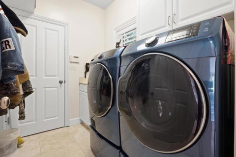 Tiny photo for 236 Ferndale Way, Redwood City, CA 94062 (MLS # ML82063362)