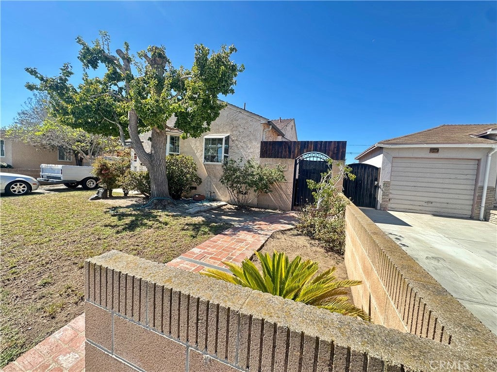 16419 Illinois Court