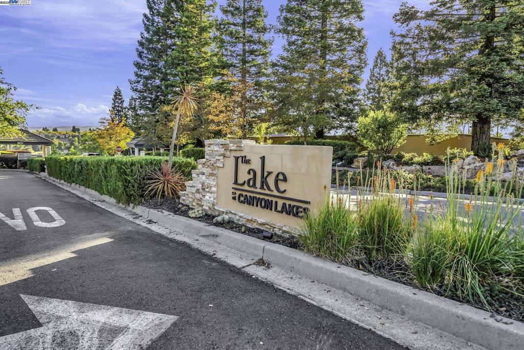 CANYON LAKES CC - Residential