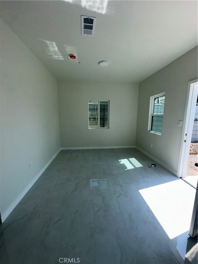 Properties 3 2411 E 113th