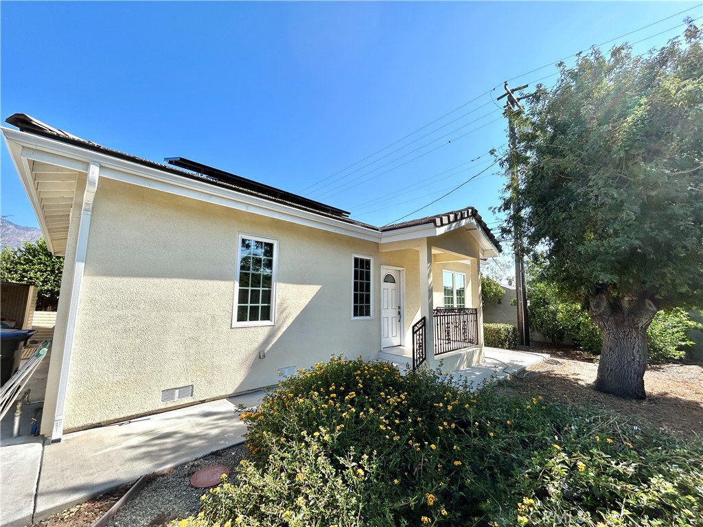 This is an ADU at back of the main house. Discover your dream home in the heart of Arcadia, just minutes from the Santa Anita Mall, fine dining, grocery stores, and easy freeway access. Located within an award-winning school district, this property offers convenience and comfort at every turn. The spacious floor plan features two master bedrooms, each with its own private bathroom, perfect for privacy and flexibility. The home comes fully equipped with appliances, including a washer, dryer, and refrigerator for your convenience. Enjoy the expansive backyard, ideal for relaxing or entertaining. Water and gas are included, making this an unbeatable opportunity in a central and highly desirable location.