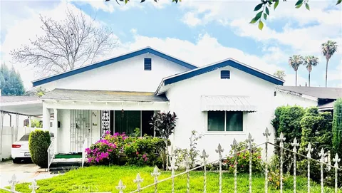 214 E 92nd St, Los Angeles, CA 90003 - MLS#: OC25276707