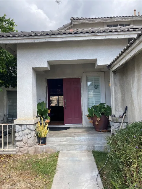 2884 W Buena Vista Dr, Rialto, CA 92377 - MLS#: CV26071602