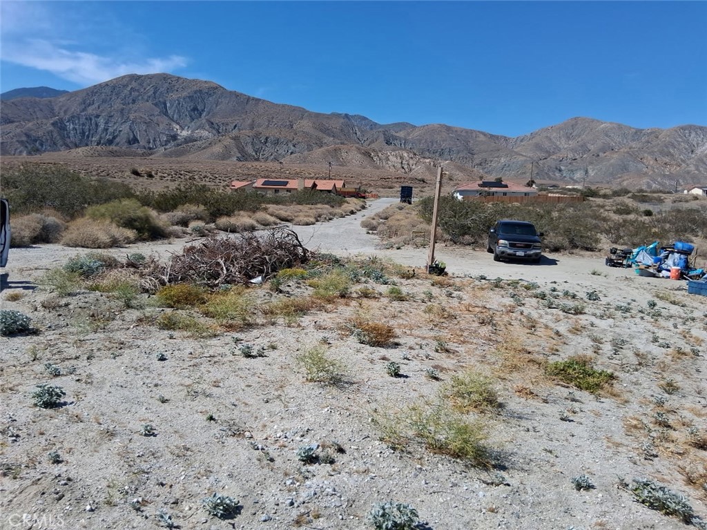 Wonderful Whitewater/Palms Springs area Vacant land! Seller motivated! Call agent for details.. Simply way to many great features to mention!!!