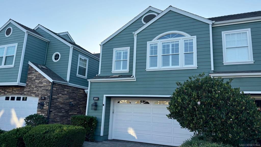 4788 Beachwood