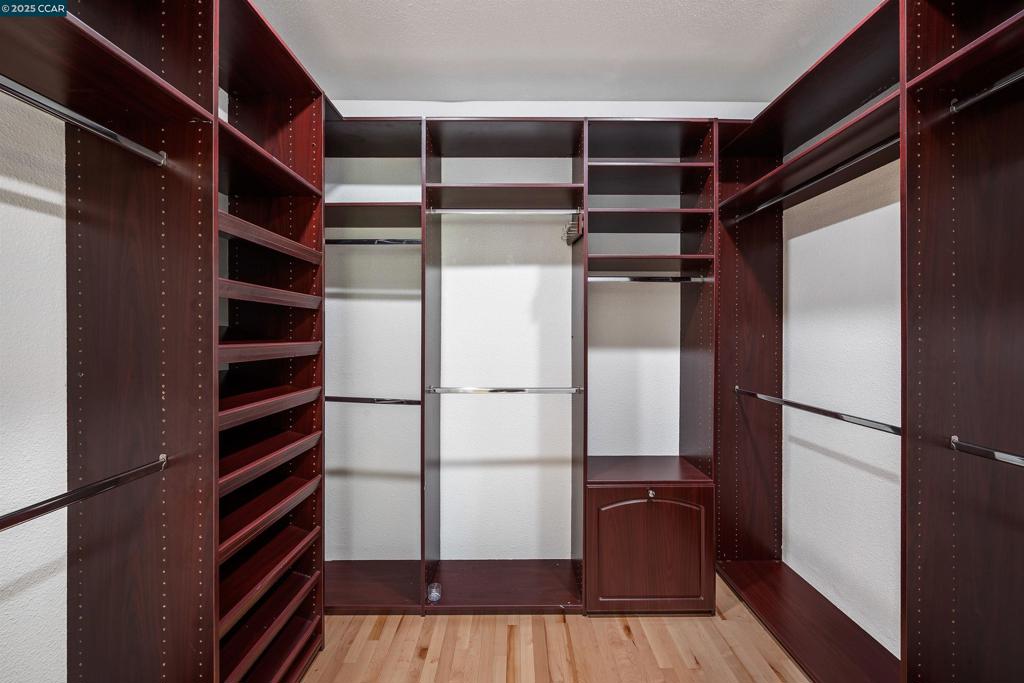ALAMOWEIDE - Residential Lease