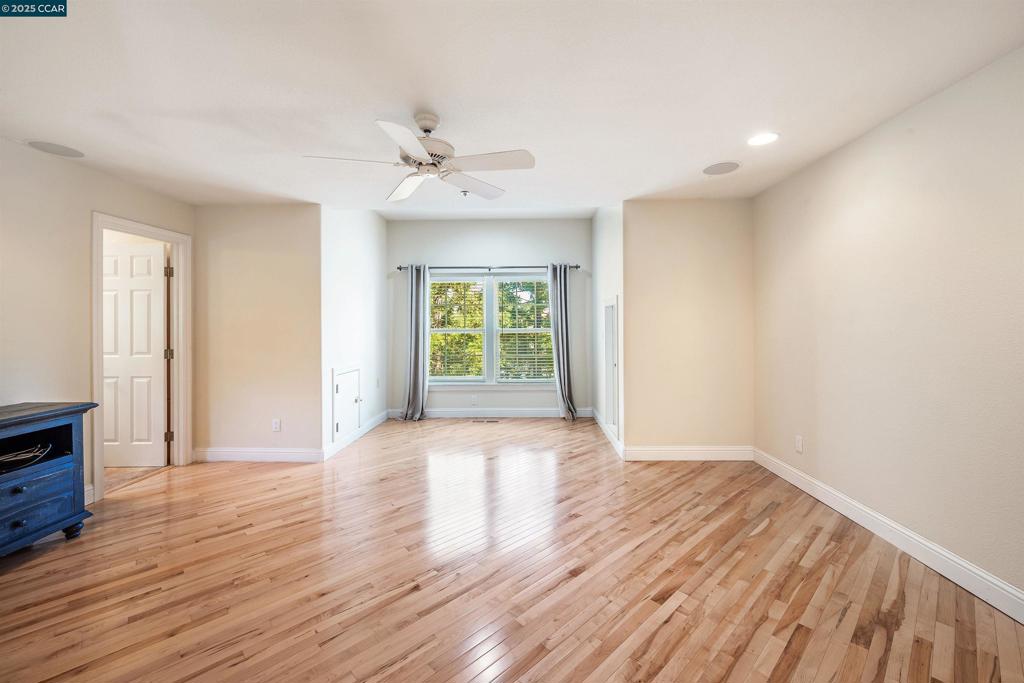 ALAMOWEIDE - Residential Lease