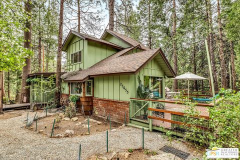 Photo of 25655 Tahquitz Drive, Idyllwild, CA 92549 (MLS # 26688249PS)