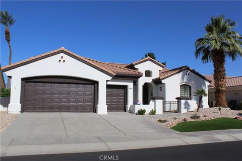 Photo of 38173 Grand Oaks AVE, Palm Desert, CA 92211 (MLS # TR26099848)