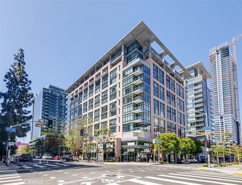 Photo of 1111 S Grand Avenue #PH 5, Los Angeles, CA 90015 (MLS # OC26120568)