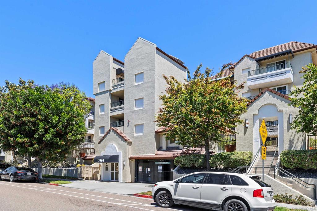 3795 Georgia St 203
