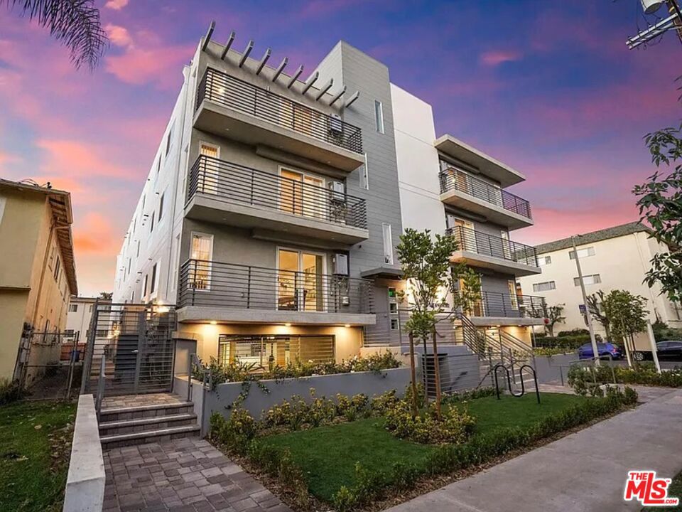 Move-in Promo! Start lease by 9/15 and receive $1,500 off the last month's rent. Call for details. Welcome to 5405 Hermitage, an expertly designed & meticulously maintained complex finished in 2020 in prime Valley Village. This 12-unit building has gated and secured parking and an elevator. Impeccable finishes and thoughtful amenities include two spacious balconies, oversized double pane windows, an ultra-modern kitchen with stainless steel appliances, quartz countertops, quartz backsplash, soft-close drawers, a large kitchen sink, refrigerator/freezer with icemaker, dishwasher, microwave, and gas stove. This spacious corner unit with 3 bedrooms and 2.5 bathrooms has large closets, designer tile flooring, central air/heat, and an in-unit washer and dryer. Other special details include light dimmers, undermount cabinet lighting, tankless water heater, recessed lighting, and window coverings. Close proximity to shops, restaurants, parks and the Metro. Pets considered under 25 lbs. Call for details.