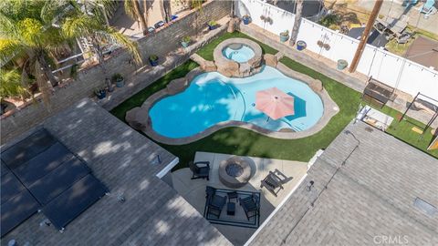 Photo of 27573 Santa Clarita Road, Saugus, CA 91350 (MLS # SR26116658)