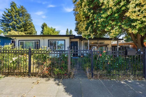 Photo of 1691 Ashbury Drive, Concord, CA 94520 (MLS # ML82050760)