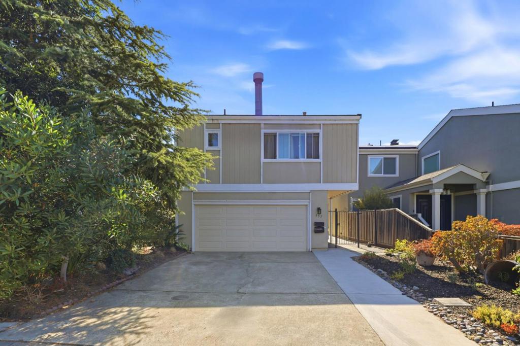 351 Quay Lane