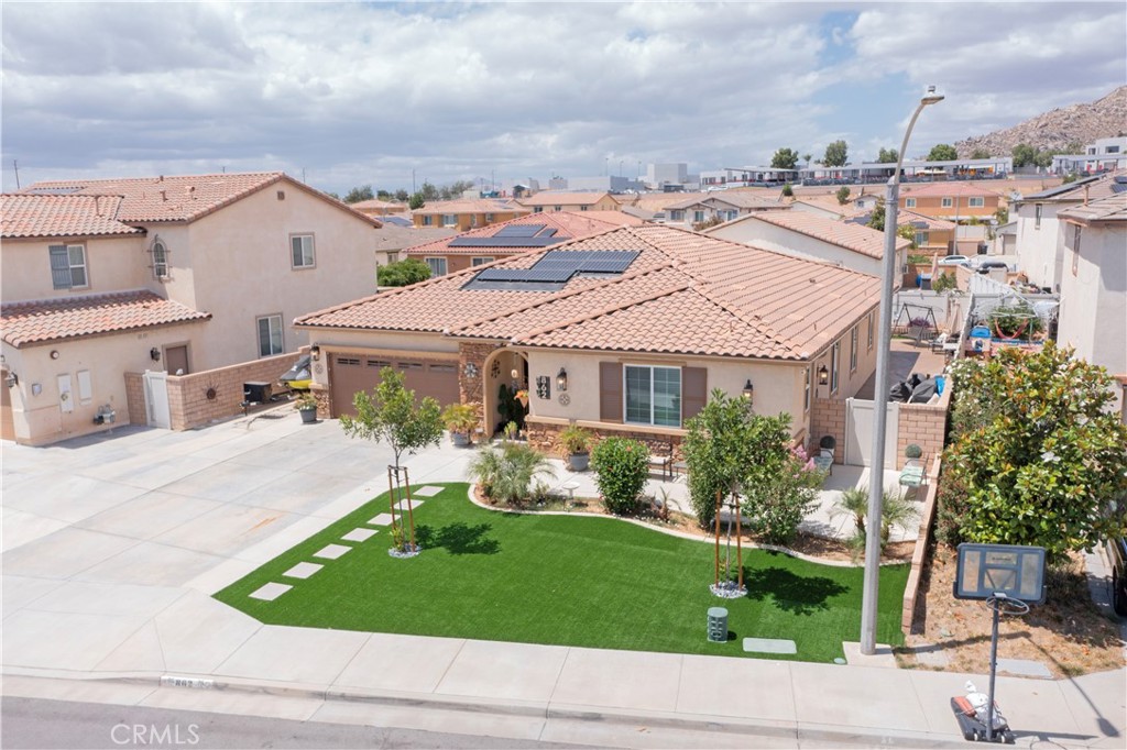 862 Corisante Court