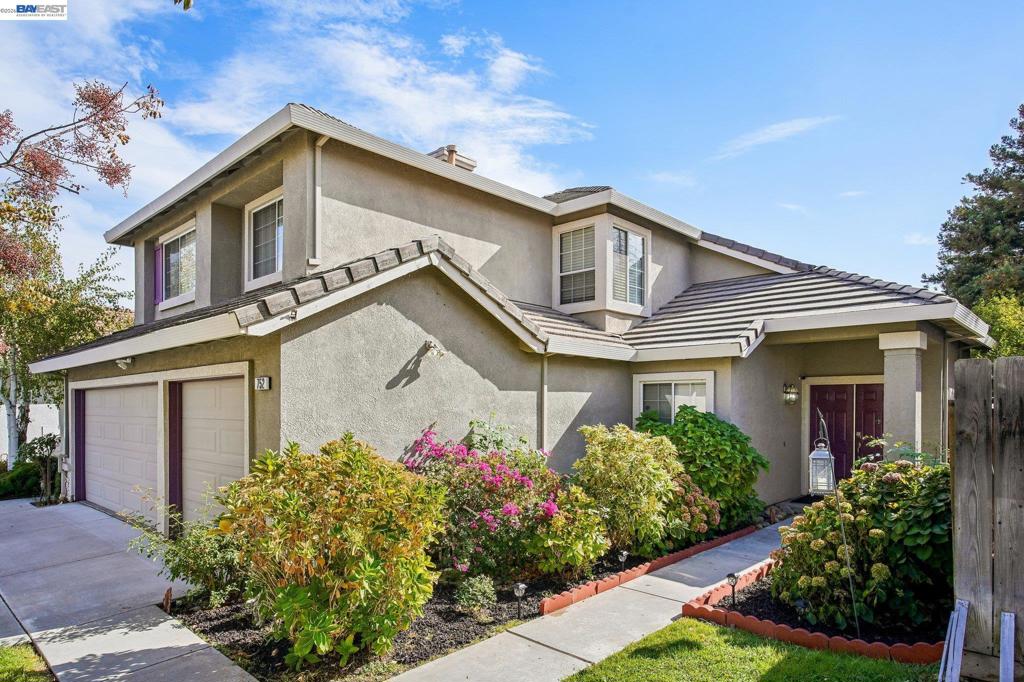 Properties 1 752 Longfellow St