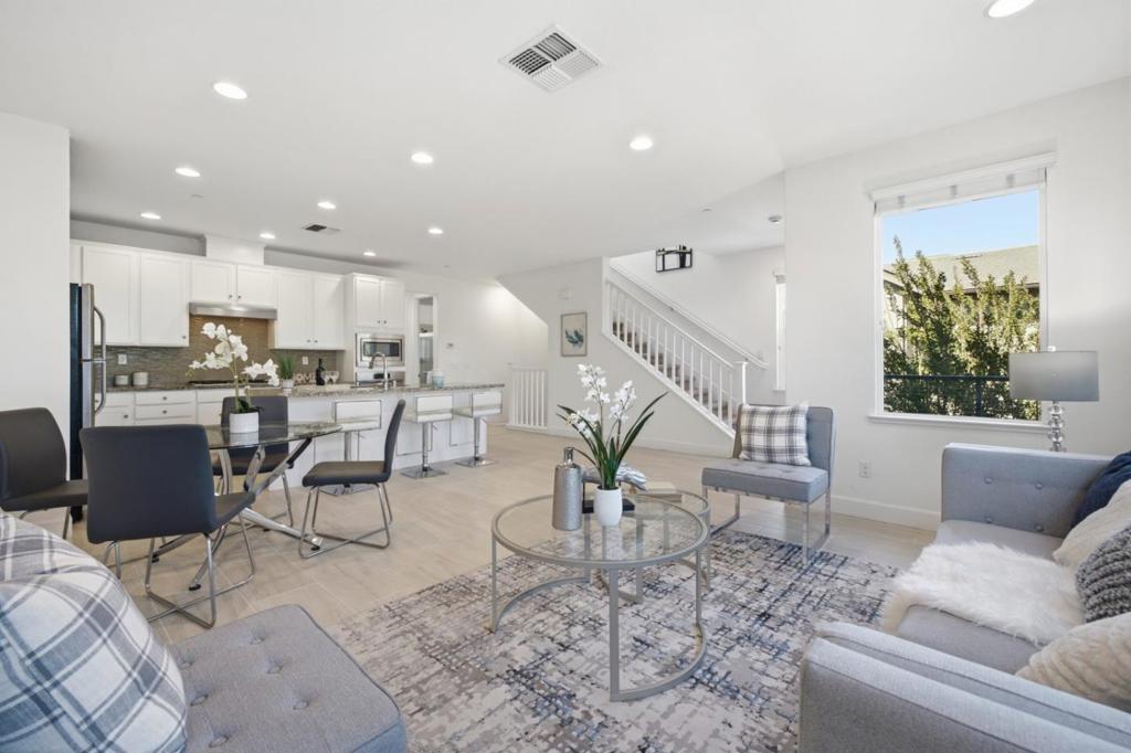 516 Palmer Avenue