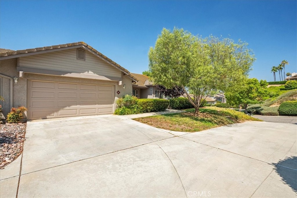 Welcome to Terrace Downs, a gated neighborhood in the scenic rural community of Bonsall. This 2,778 sq ft home offers 3 bedrooms and 2.5 baths with a spacious, light filled layout and soaring ceiling in the living and dining areas. The main level features a generously sized primary suite complete with luxurious bath, soaking tub and walk-in closet.
Enjoy plantation shutters and natural light in the family room and breakfast nook, conveniently located off the kitchen. Downstairs, the lower level provides two additional bedrooms and a full bath - ideal for guests quarters, private living areas, or in-home offices.
Community amenities include gated access, two sparkling pools and close proximity to the renowned San Luis Rey Training Center. Bonsall offers the charm of country living with a top-rated school district and easy access to I-15 and Highway 76 for seamless commuting or coastal escapes.