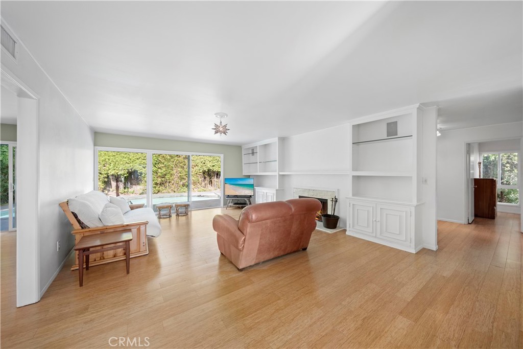 16851 Morse Circle