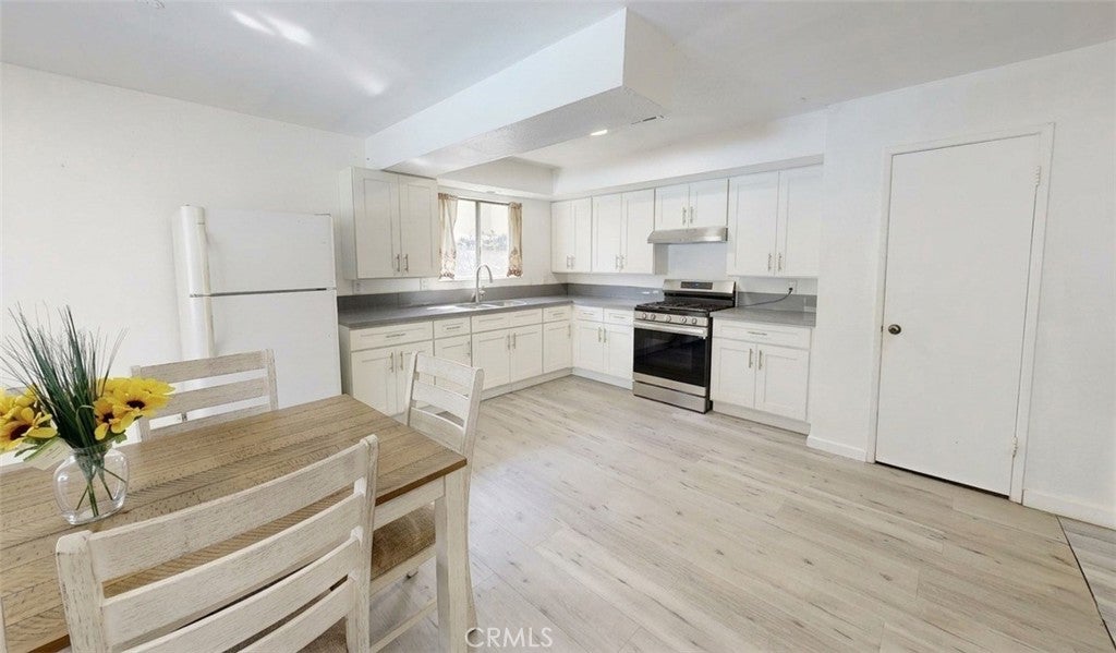 12943 California