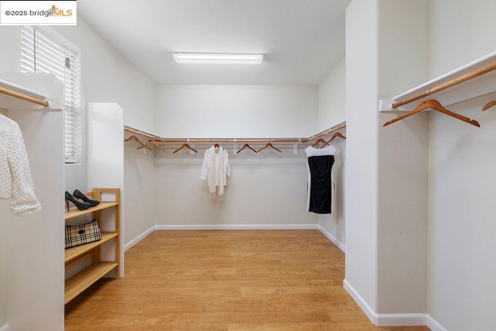 BRENTWOOD - Residential