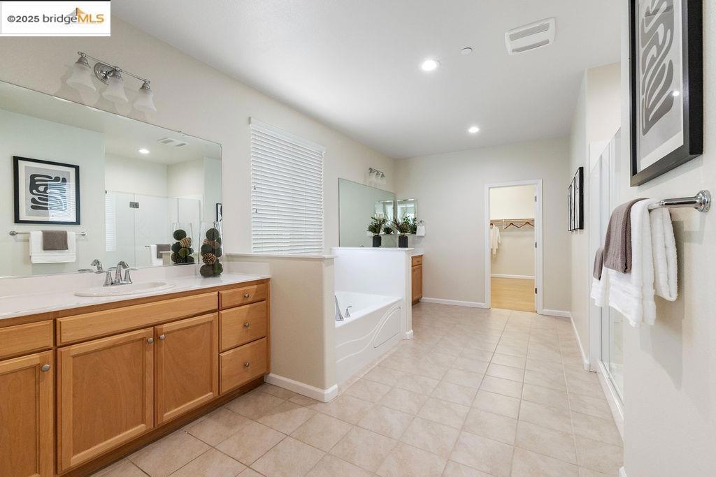 BRENTWOOD - Residential