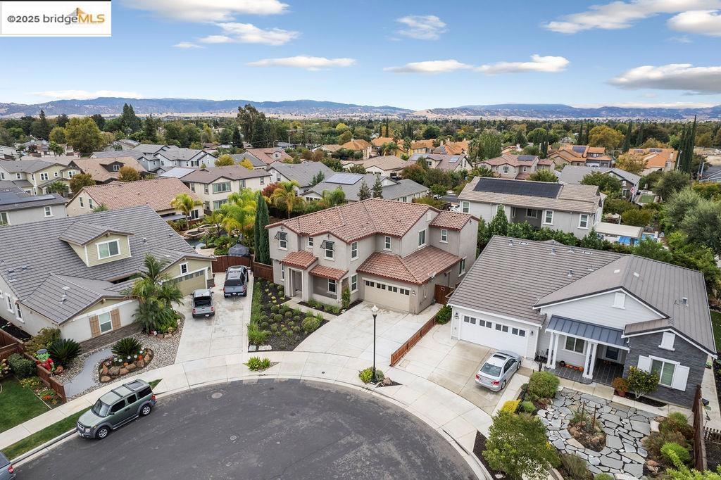 BRENTWOOD - Residential