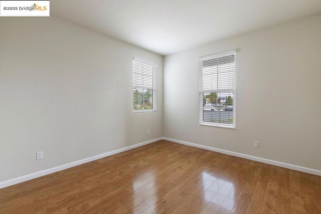 BRENTWOOD - Residential