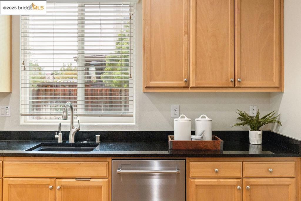 BRENTWOOD - Residential