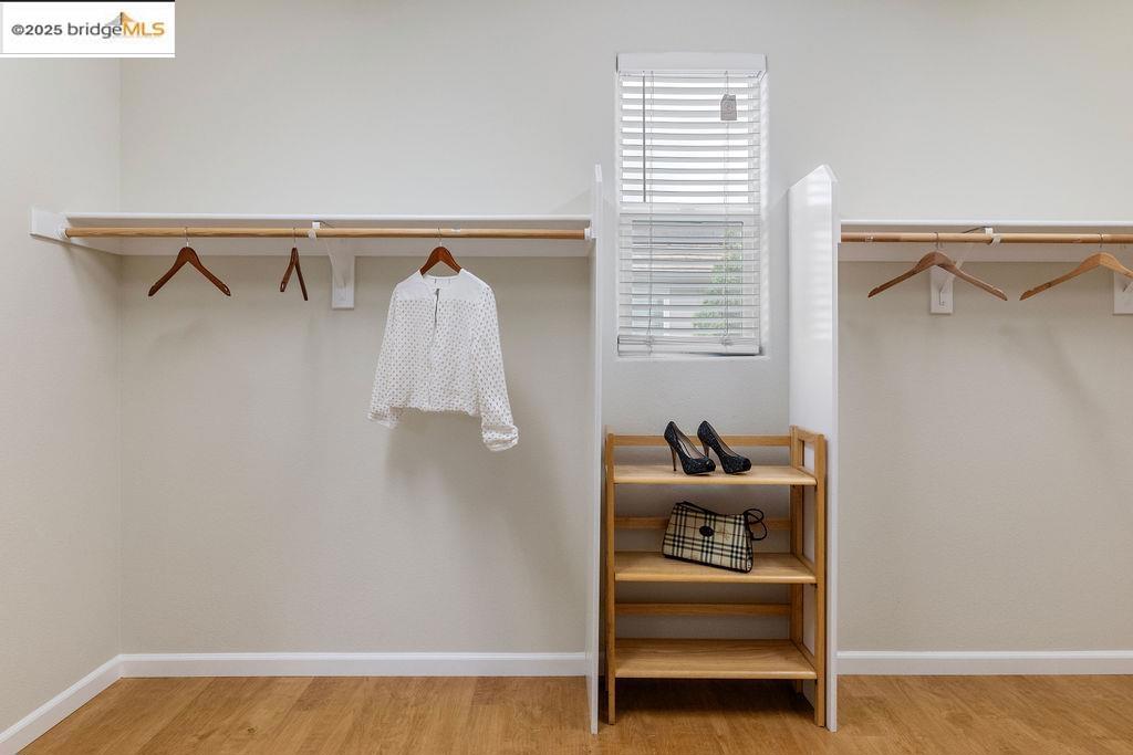 BRENTWOOD - Residential