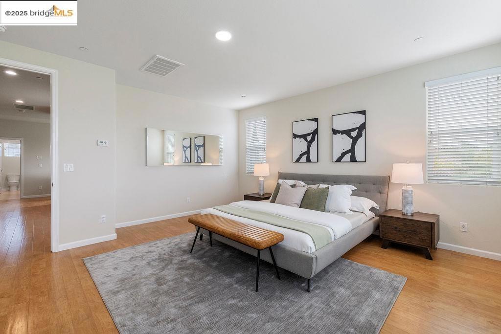 BRENTWOOD - Residential