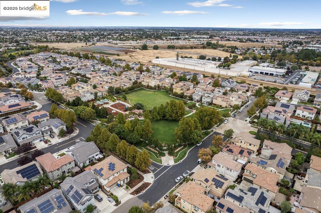 BRENTWOOD - Residential