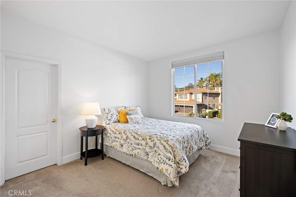 Crestmont (CSM) - Residential Lease