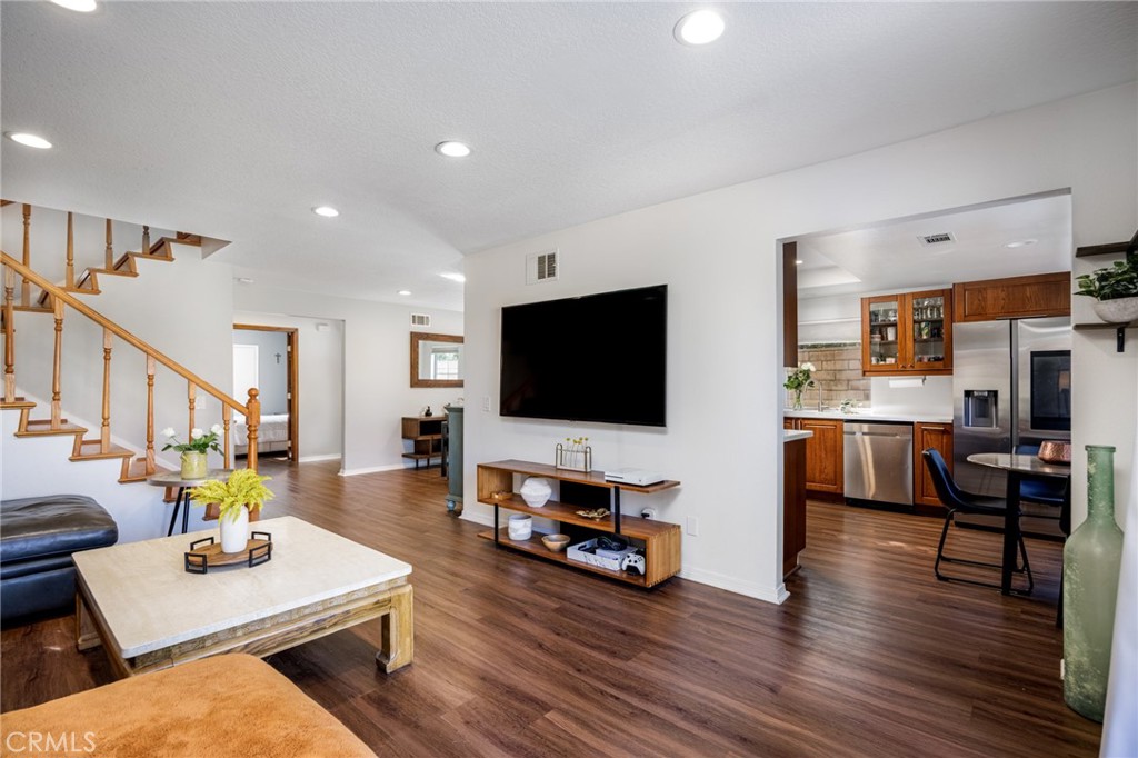 Oakview Gardens (A) (853) - Residential