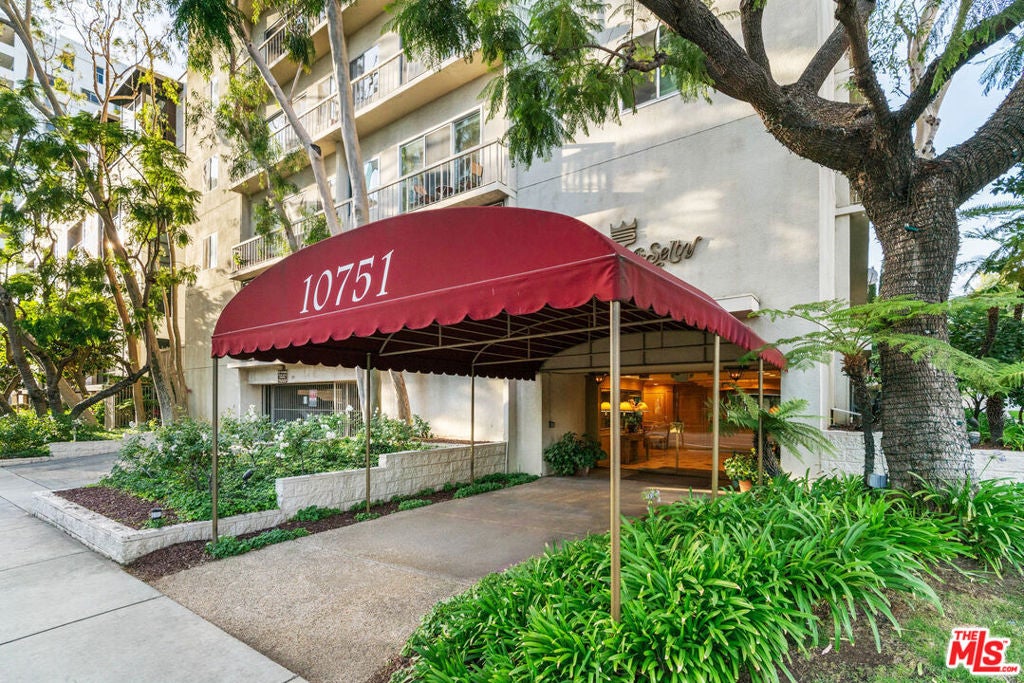 10751 Wilshire Boulevard 906, Los Angeles CA 90024