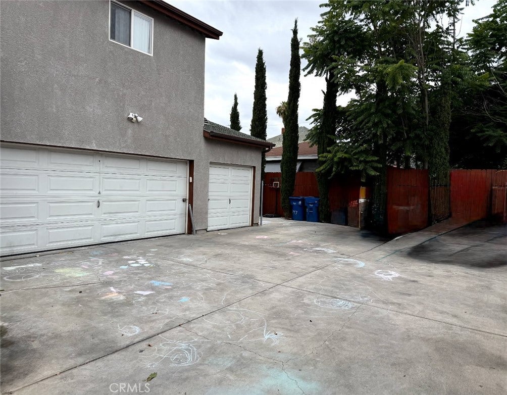 145 E 36th