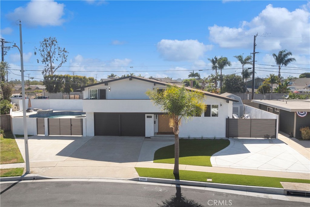 17451 Avalon