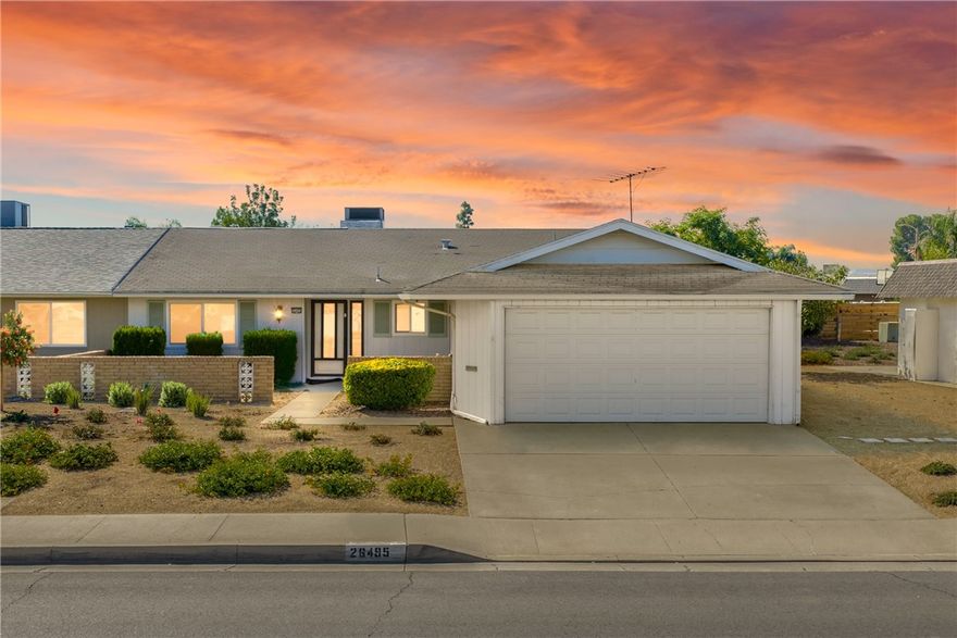 OWNER IS WILLING TO PAY BUYER CLOSING COSTS AND/OR 2 years of Home Owner Association dues!**BEST LOCATION!** If you AREN'T QUITE READY TO DOWNSIZE, you'll want to check out this immaculate Sun City home! LARGE SENIOR SINGLE STORY HOME ~2 minutes from the 215 freeway.  This home is in an UNBEATABLE location, just a couple of blocks from all the association amenities and the Sun City Town Center—offering MAJOR convenience! Whether you’re after dining options, banks, grocery stores, or the postal annex, everything is just minutes away, even on a golf cart! This home features a fantastic OPEN floor plan, featuring LVP flooring, perfect for entertaining those friends who aren’t ready to swap their gatherings for a tiny house lifestyle. Host games of bridge or Bunco with PLENTY of space to accommodate everyone! 

You'll love the spacious and lovely kitchen and kitchenette area, PLUS a separate dining room, a cozy family room, and a welcoming living room. The bedrooms are spacious, providing comfortable retreats for everyone. 

Enjoy the beautiful, low-maintenance yards in both the front and back, allowing you more time to relax and enjoy your surroundings. And don't forget, the association offers a pool AND clubhouse for those who want to stay active and enjoy the sunshine! This is a wonderful place to call home!