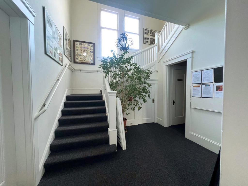 400 W Franklin Street