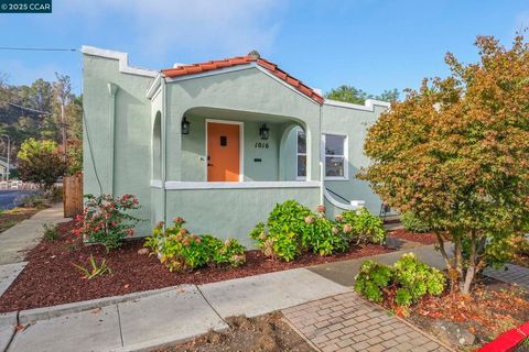 Photo of 1016 Castro St, Martinez, CA 94553 (MLS # 41115257) Photo of 1016 Castro St, Martinez, CA 94553 (MLS # 41115257)