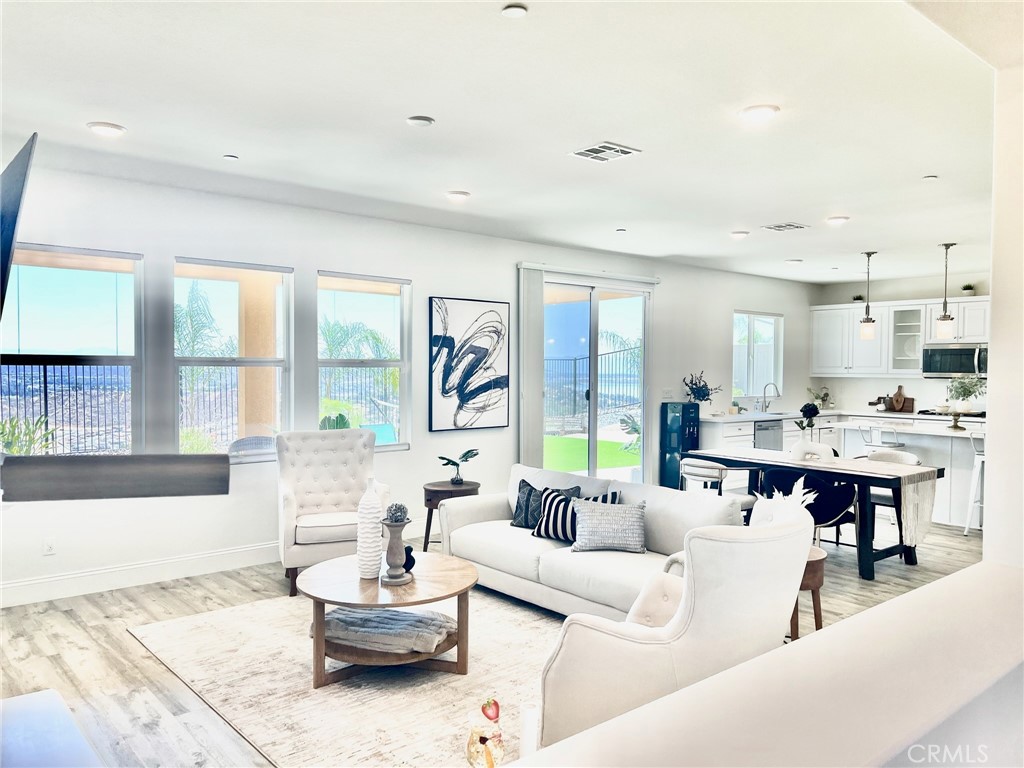 4062 Tamarind Ridge
