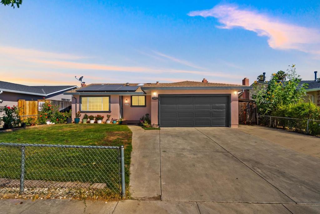 Come see this updated home in San Jose, featuring 3 bedrooms, 2 bathrooms, 1,289 sq ft of living space, and a 5,555 sq ft lot. It offers both a living room and a family room with a cozy fireplace, perfect for making memories with your loved ones. There's also an additional, unpermitted unit, ideal for a large family or someone looking to rent a portion of the house. Located on the east side of San Jose, its conveniently near parks, CaliBunga Waterpark, shopping malls, and major highways. For additional information visit https://mv-re.com/2493alfredway
