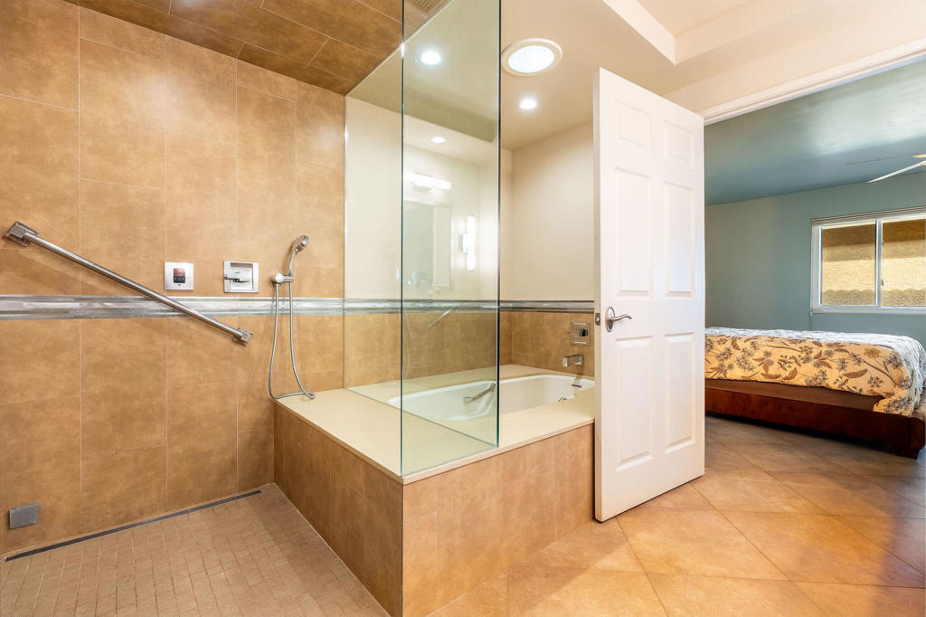 Chaparral C.C. - Residential