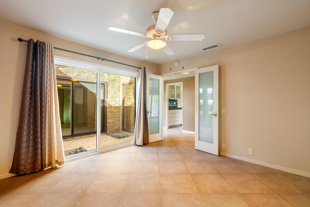 Chaparral C.C. - Residential