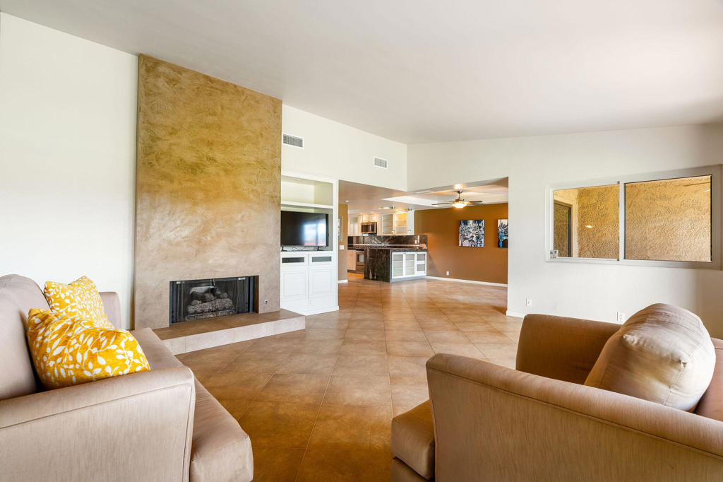 Chaparral C.C. - Residential