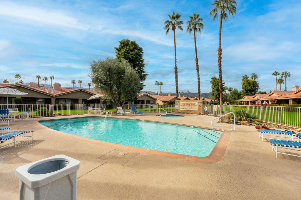 Chaparral C.C. - Residential