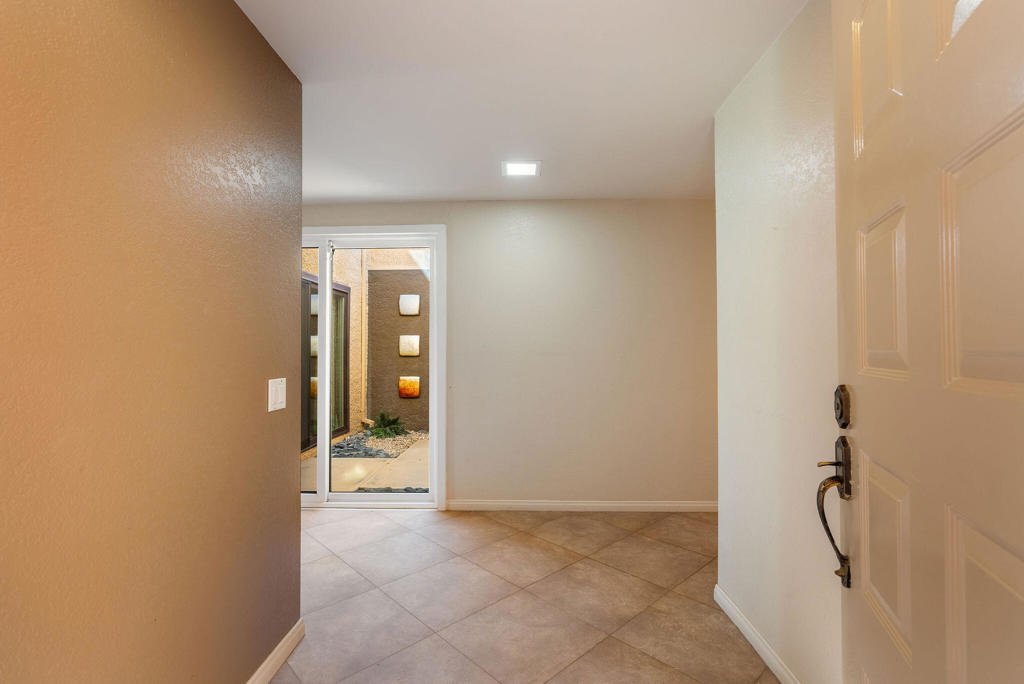 Chaparral C.C. - Residential